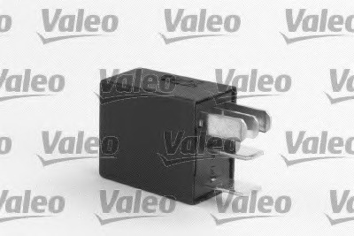 Releu multifunctional
